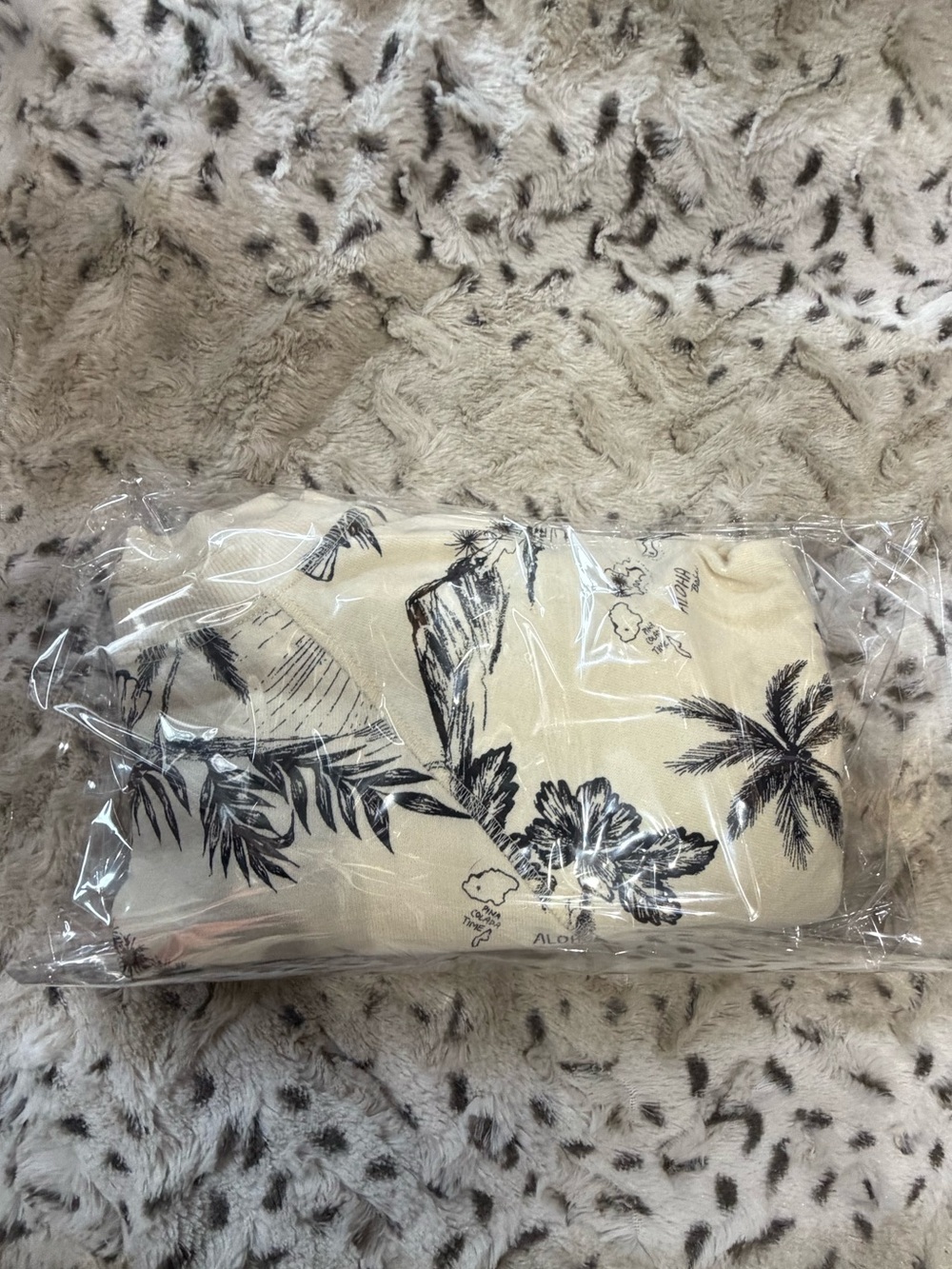 Rare Free People Aloha Crop Crewneck - Picture 9 of 9